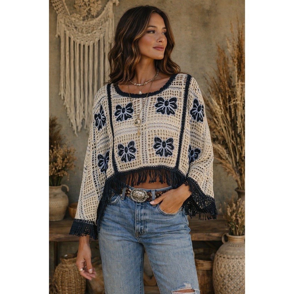 House of Harlow 1960 cream and blue crochet poncho